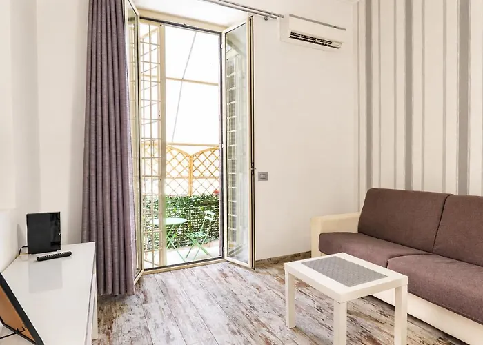 Elegantis Campo Marzio With Terrace - Elegance Near Spanish Steps Trevi And Pantheon