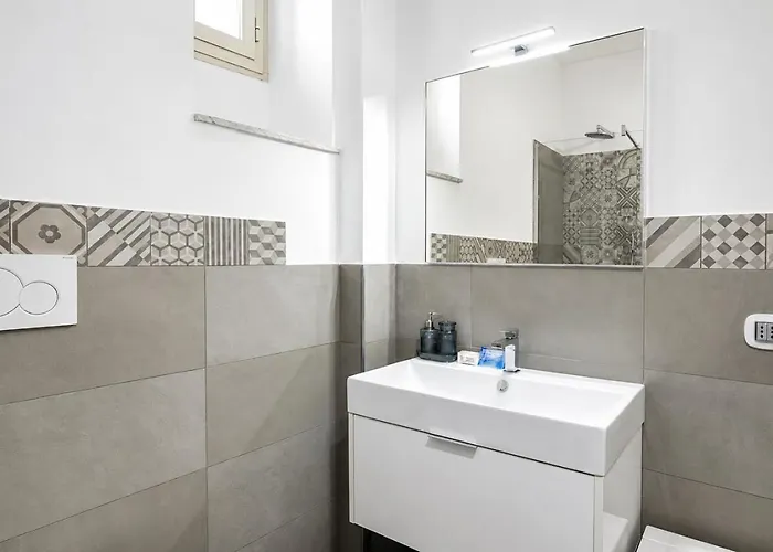 Apartamento Elegantis Campo Marzio With Terrace - Elegance Near Spanish Steps Trevi And Pantheon Roma