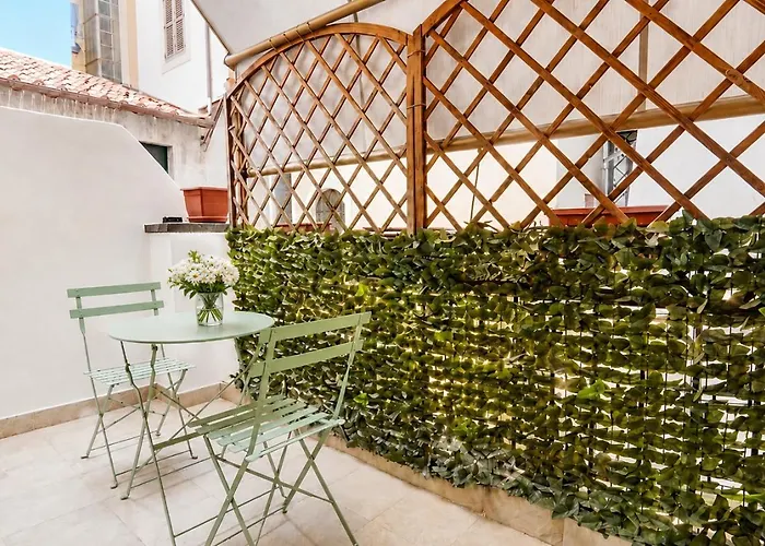 Elegantis Campo Marzio With Terrace - Elegance Near Spanish Steps Trevi And Pantheon